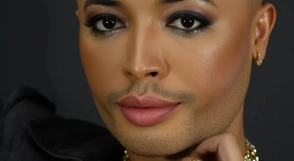Influencer Lukas Devil é solto após prisão por furto de esmeraldas